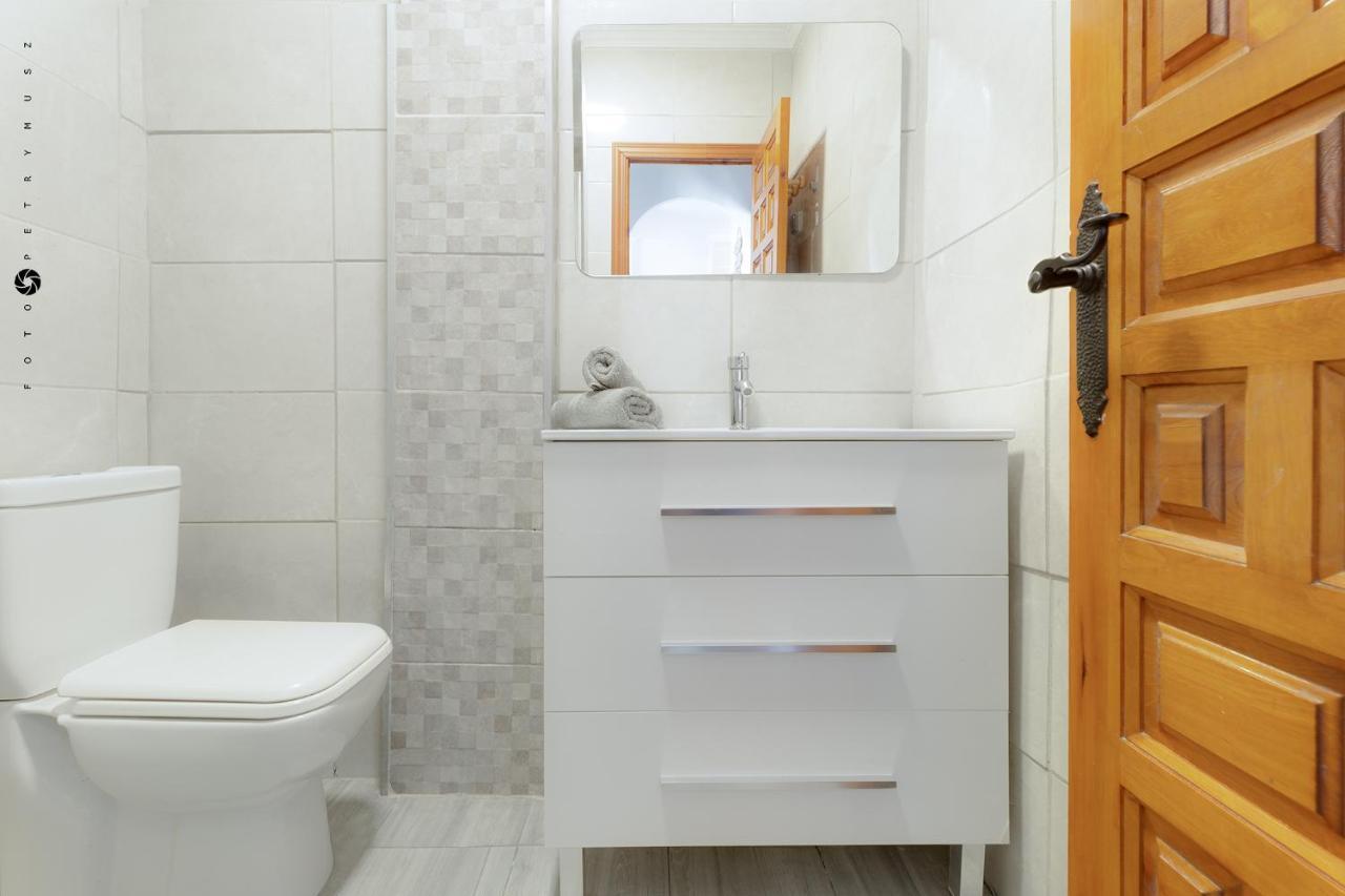 Apartment With Pool, Sea Views & Balcony Less Than 10Min Walk To La Mata Beach! Торевьиа Экстерьер фото